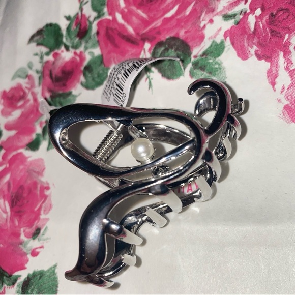 New Gorgeous Rare Hair Claw Clips, Strong Hold Hair Bun Clip Limited Edition - Picture 2 of 9